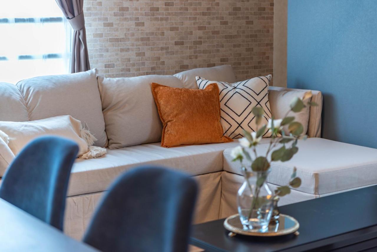 Bijou Suites Vogue Осака Екстериор снимка